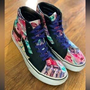 Like new! Customs BrushStroke Vans High Top Skater Shoes, size 6.5 men, 8 women